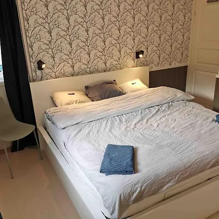 Large With A Lovely Garden, Perfect For Families!